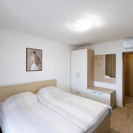 Apartments Orange Blossom Апартаменты