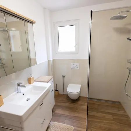 Apartments Orange Blossom Порторож