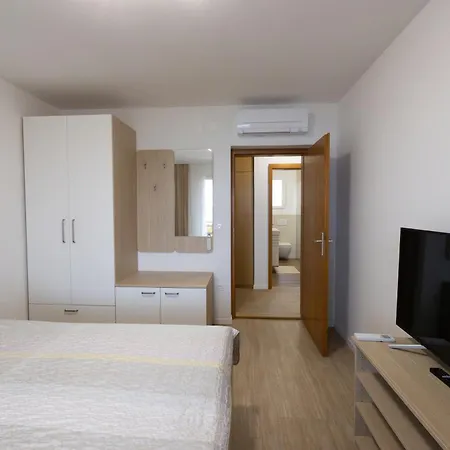 Апартаменты Apartments Orange Blossom Порторож